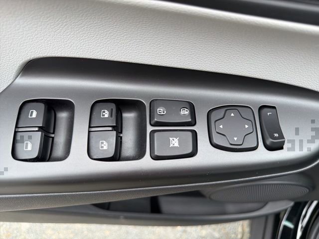 Certified 2023 Hyundai Kona SEL image 18