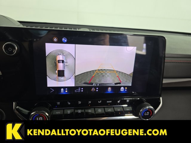 Used 2024 Chevrolet Colorado Z71 w/ Z71 Convenience Package 2 AWD/4WD image 22