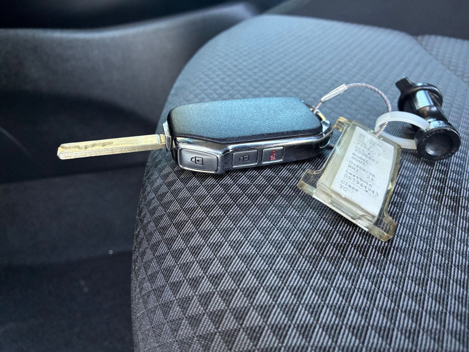 Used 2025 Kia Soul LX w/ LX Technology Package image 21