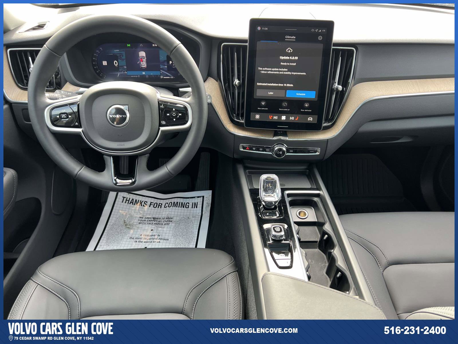 Used 2026 Volvo XC60 B5 Core w/ Climate Package PRO image 11