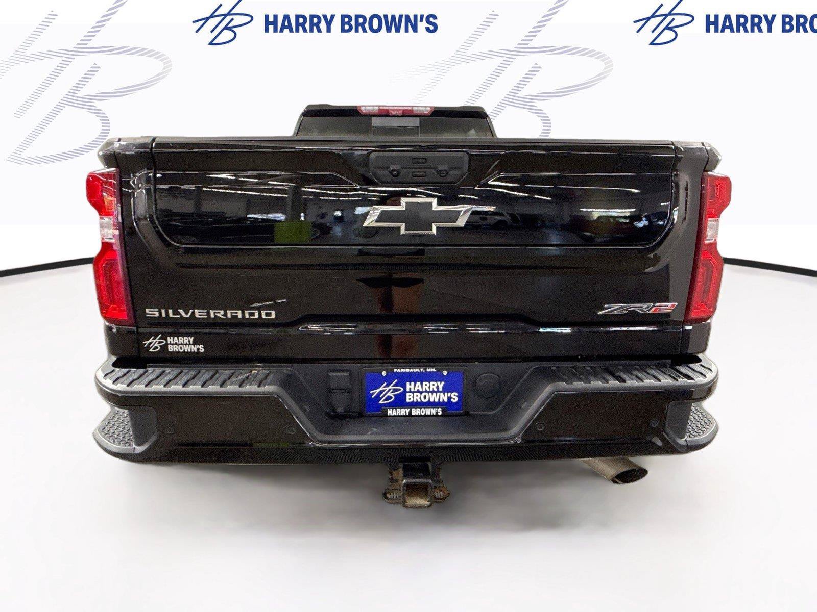 Used 2024 Chevrolet Silverado 2500 ZR2 w/ Technology Package AWD/4WD image 32