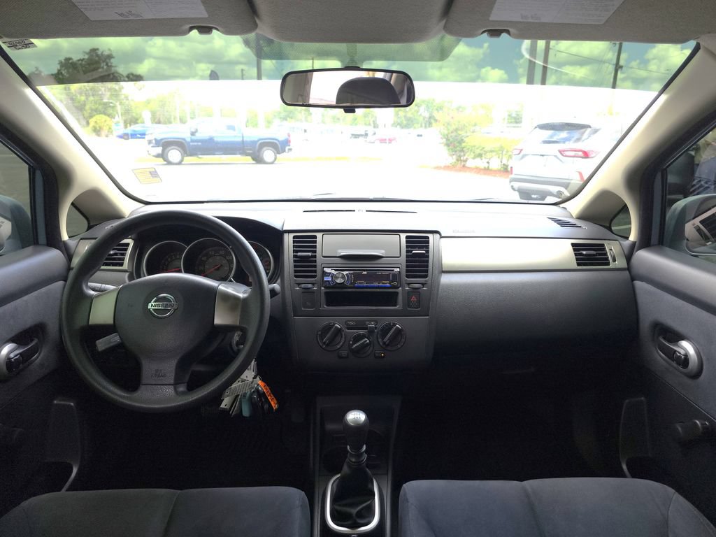 Used 2009 Nissan Versa 1.8 S FWD image 17
