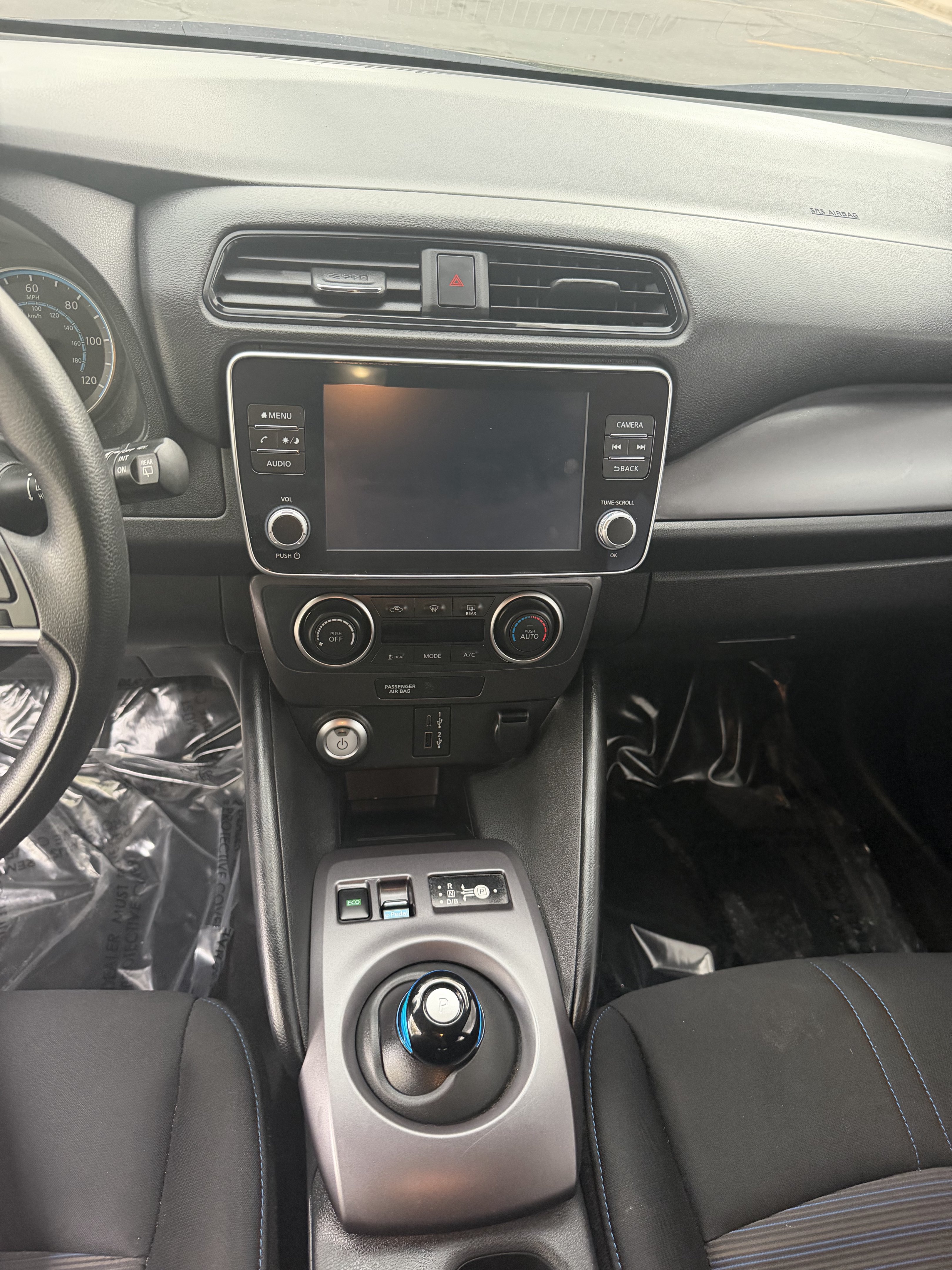 Used 2025 Nissan Leaf S FWD image 21