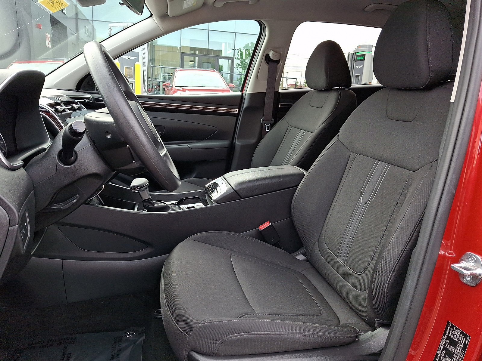 Certified 2023 Hyundai Tucson SEL AWD/4WD image 13