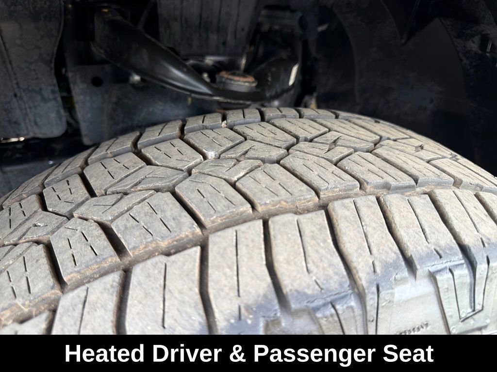 Used 2024 Nissan Titan PRO-4X w/ Pro-4x Convenience Package image 35
