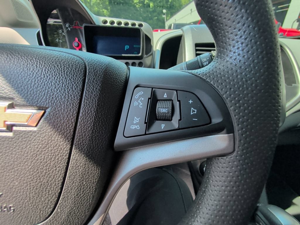 Used 2016 Chevrolet Sonic LT FWD image 19
