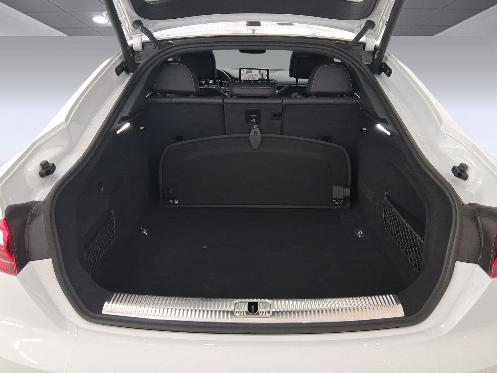 Used 2022 Audi A5 2.0T Prestige w/ S Line Interior Package image 32