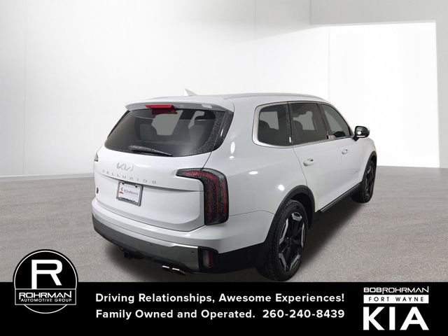 Certified 2024 Kia Telluride EX w/ EX Captain's Chair Package image 7