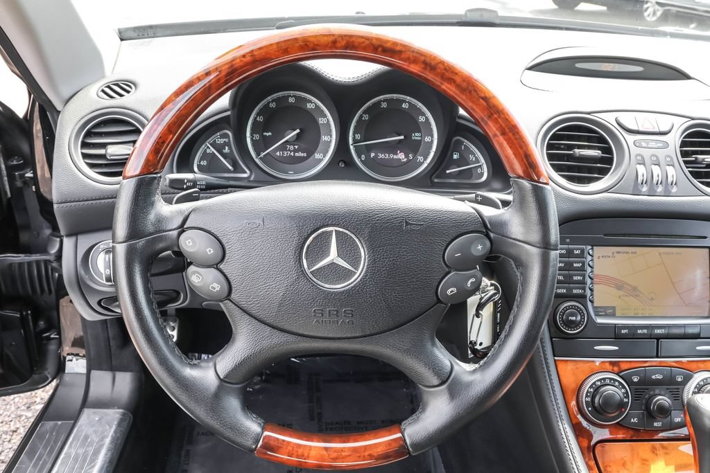 Used 2007 Mercedes-Benz SL 550 image 19