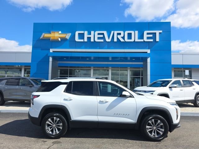 New 2026 Chevrolet Equinox LT image 2