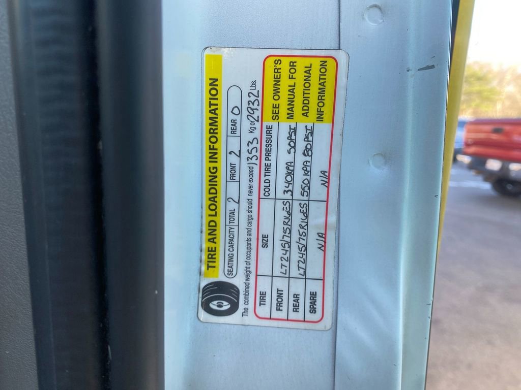 Used 2021 Chevrolet Express 3500 image 23