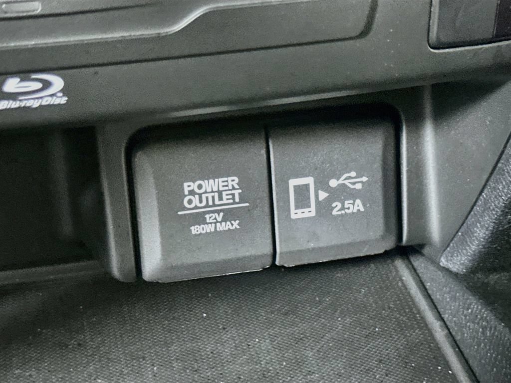 Used 2021 Honda Pilot Touring image 35