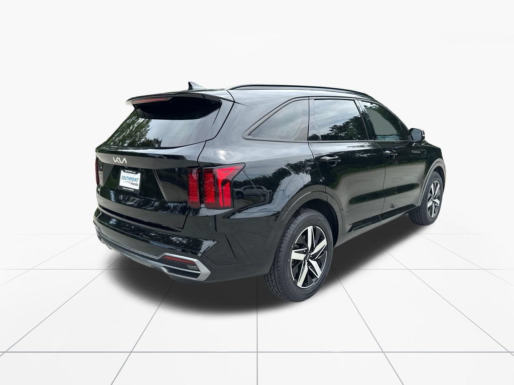 Used 2023 Kia Sorento EX w/ Panoramic Sunroof Package FWD image 8