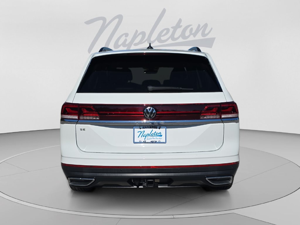 Used 2024 Volkswagen Atlas SE FWD image 4