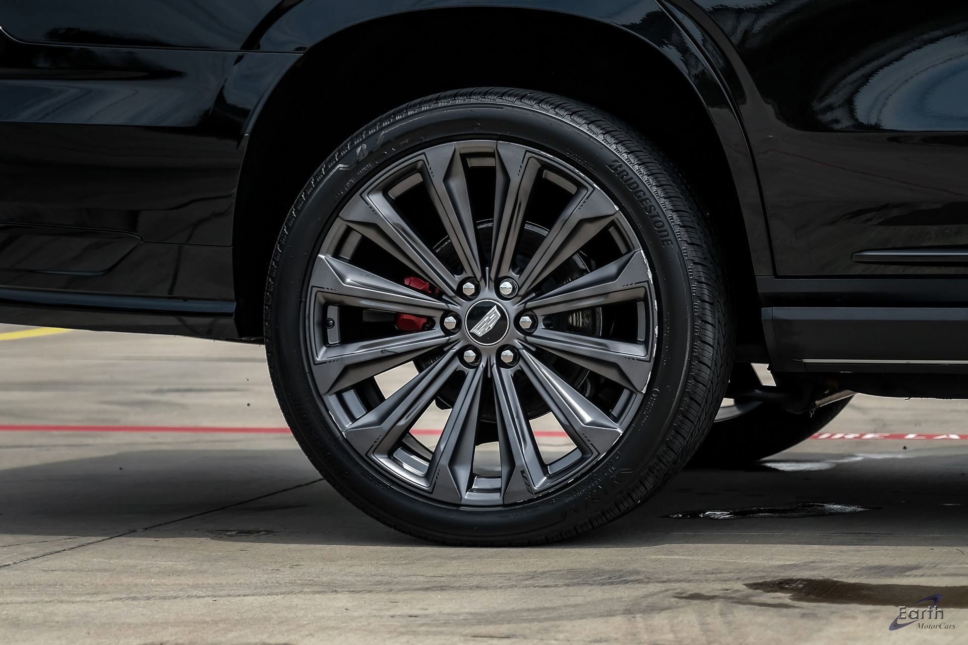 Used 2025 Cadillac Escalade V AWD/4WD image 97