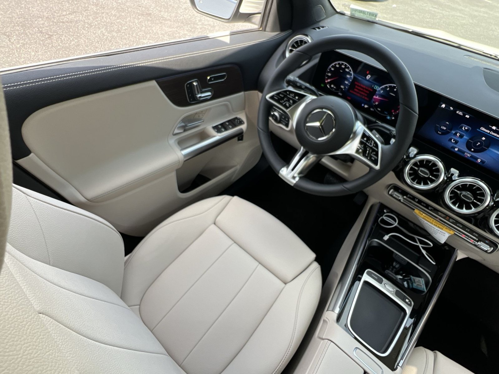 New 2026 Mercedes-Benz GLA 250 4MATIC image 16