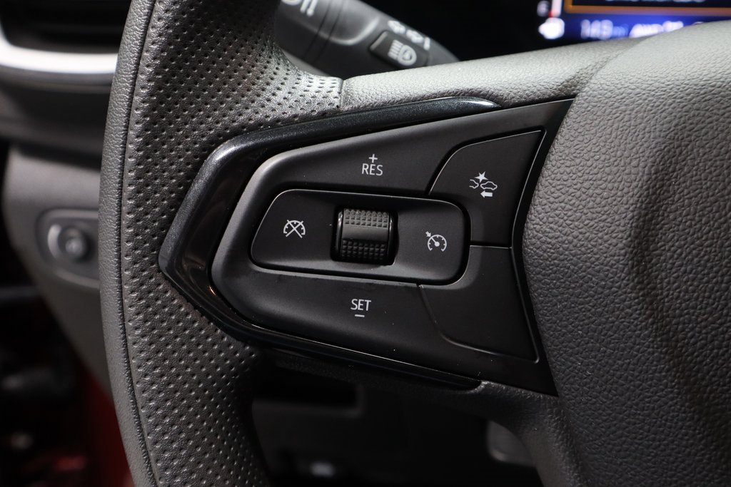 Used 2025 Chevrolet TrailBlazer LT w/ Driver Confidence Package image 28