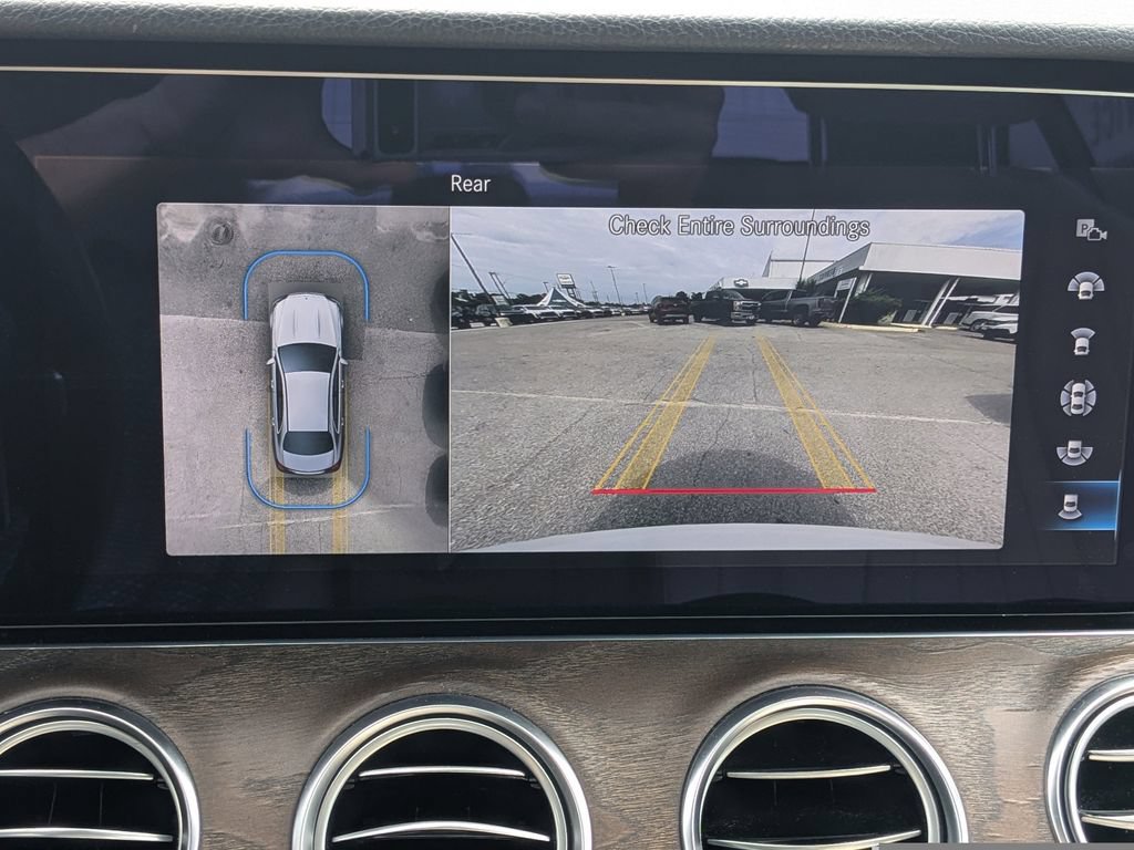 Used 2022 Mercedes-Benz E 350 Sedan image 28