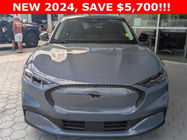 New 2024 Ford Mustang Mach-E Select image 19