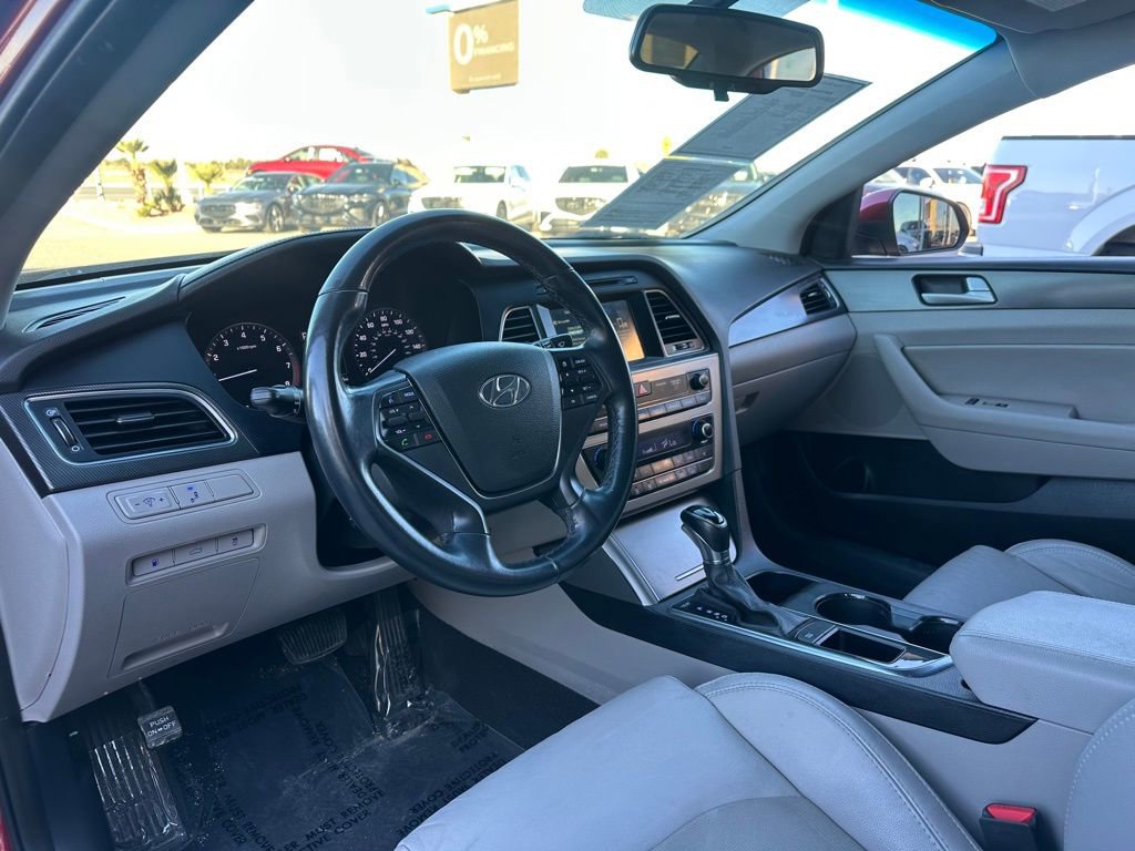 Used 2016 Hyundai Sonata Sport w/ Option Group 02 image 12
