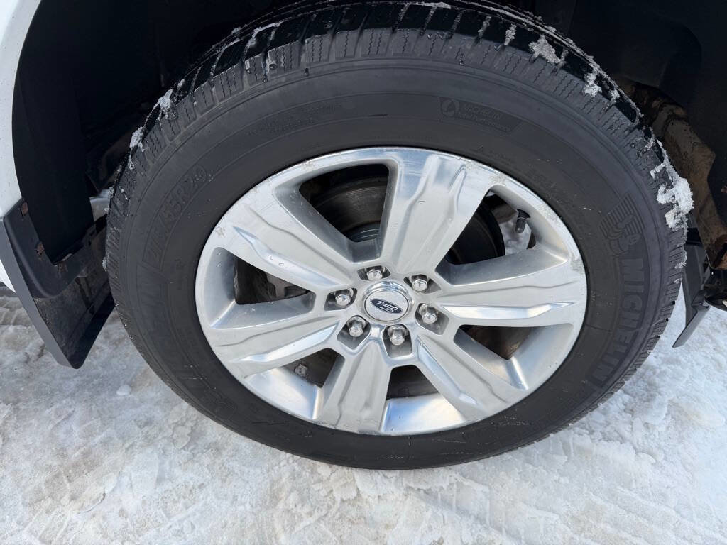 Used 2017 Ford F150 Platinum w/ Equipment Group 701A Luxury AWD/4WD image 64