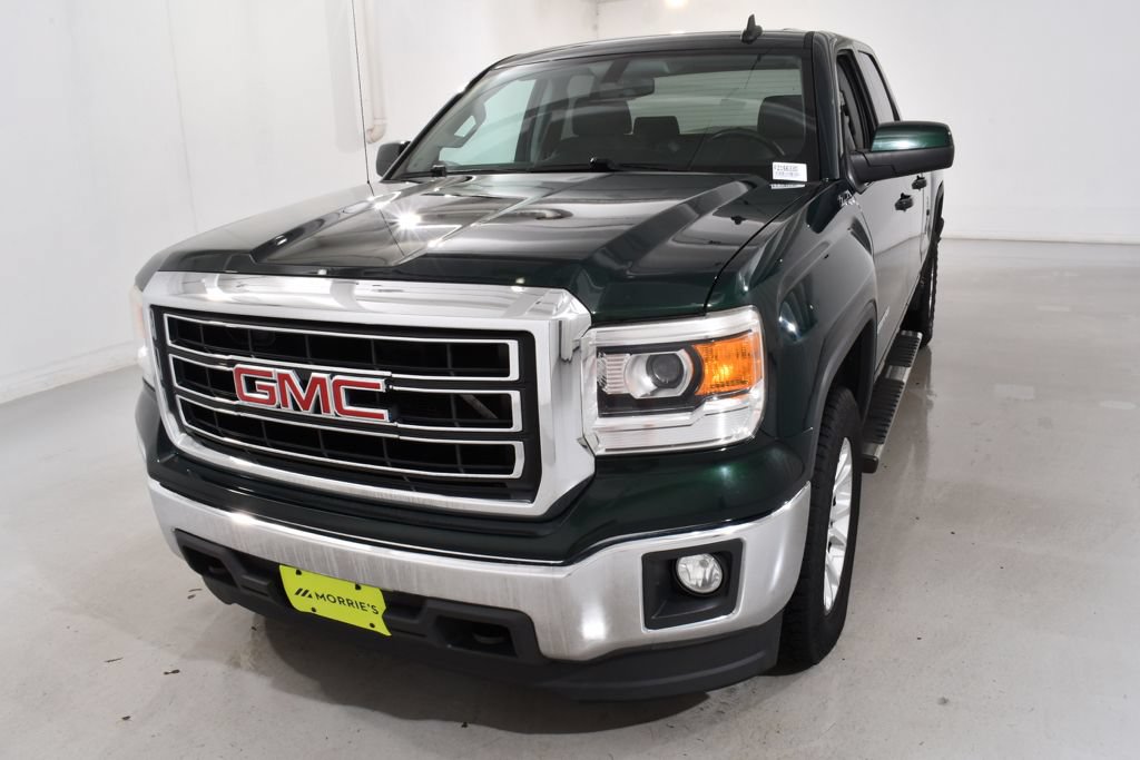 Used 2015 GMC Sierra 1500 SLE w/ SLE Value Package AWD/4WD image 2