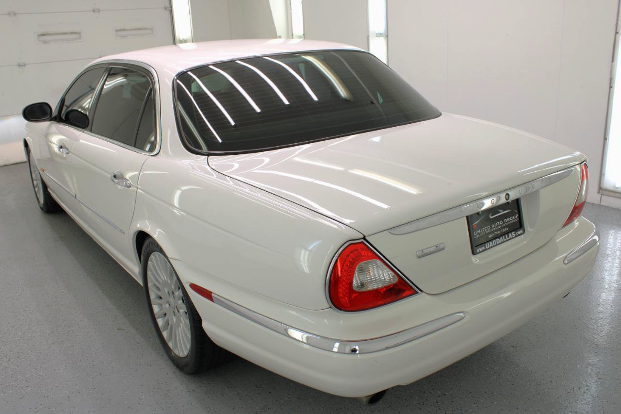 Used 2005 Jaguar XJ Vanden Plas RWD image 8
