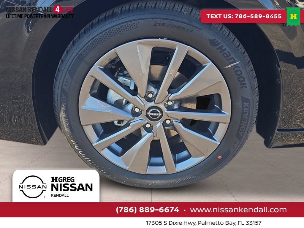 New 2026 Nissan Sentra SL w/ Floor Mat Package FWD image 9