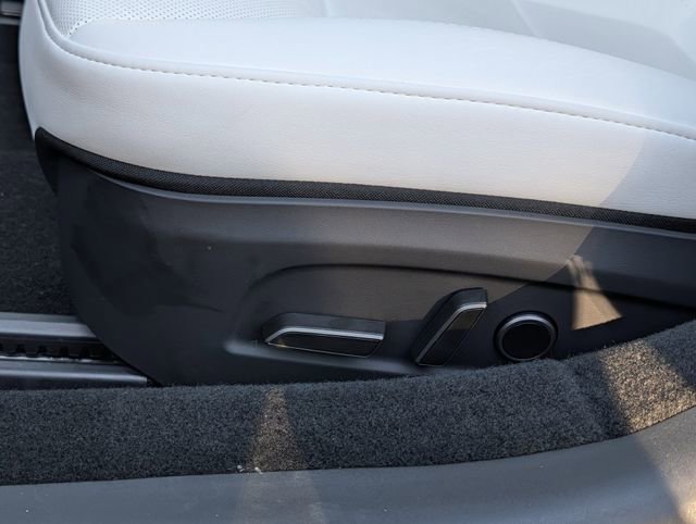 Used 2025 Tesla Model 3 Long Range image 21