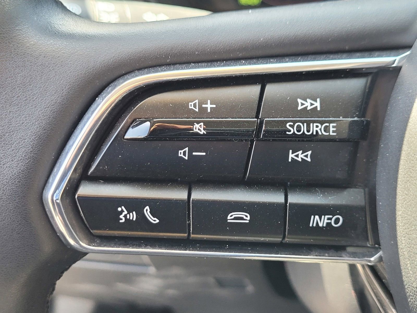 Used 2024 MAZDA CX-90 Plug-In Hybrid w/ Premium Pkg AWD/4WD image 25