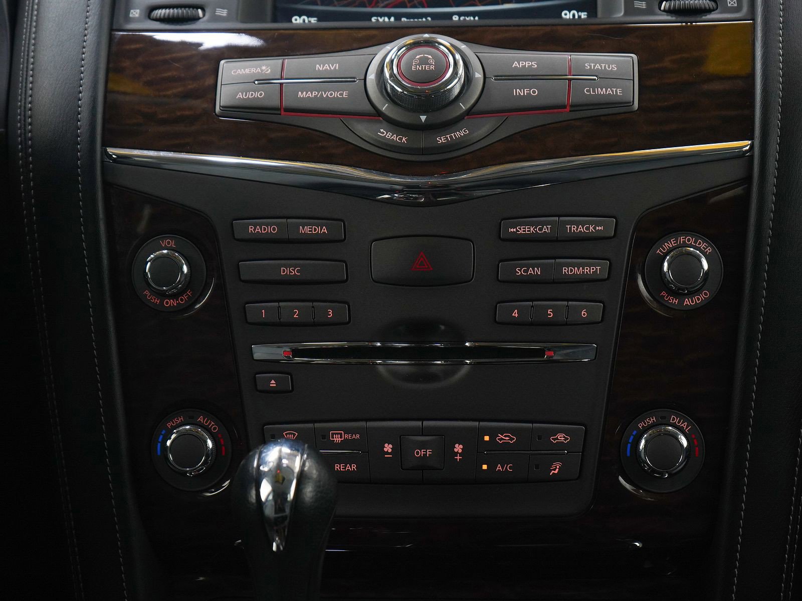 Used 2020 Nissan Armada SL w/ Premium Package AWD/4WD image 18