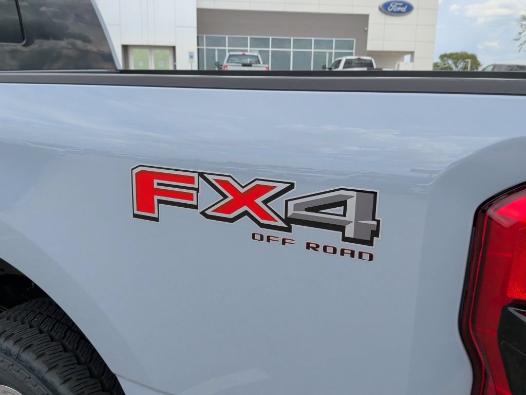 New 2026 Ford F350 Lariat w/ Lariat Premium Package AWD/4WD image 47