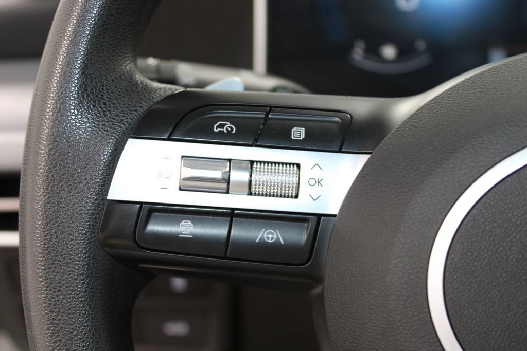 Used 2025 Hyundai Sonata SEL FWD image 34