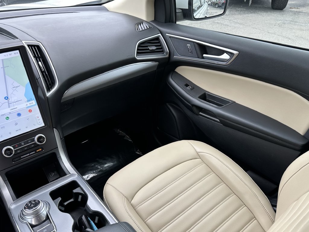 Used 2021 Ford Edge SEL w/ Convenience Package FWD image 16