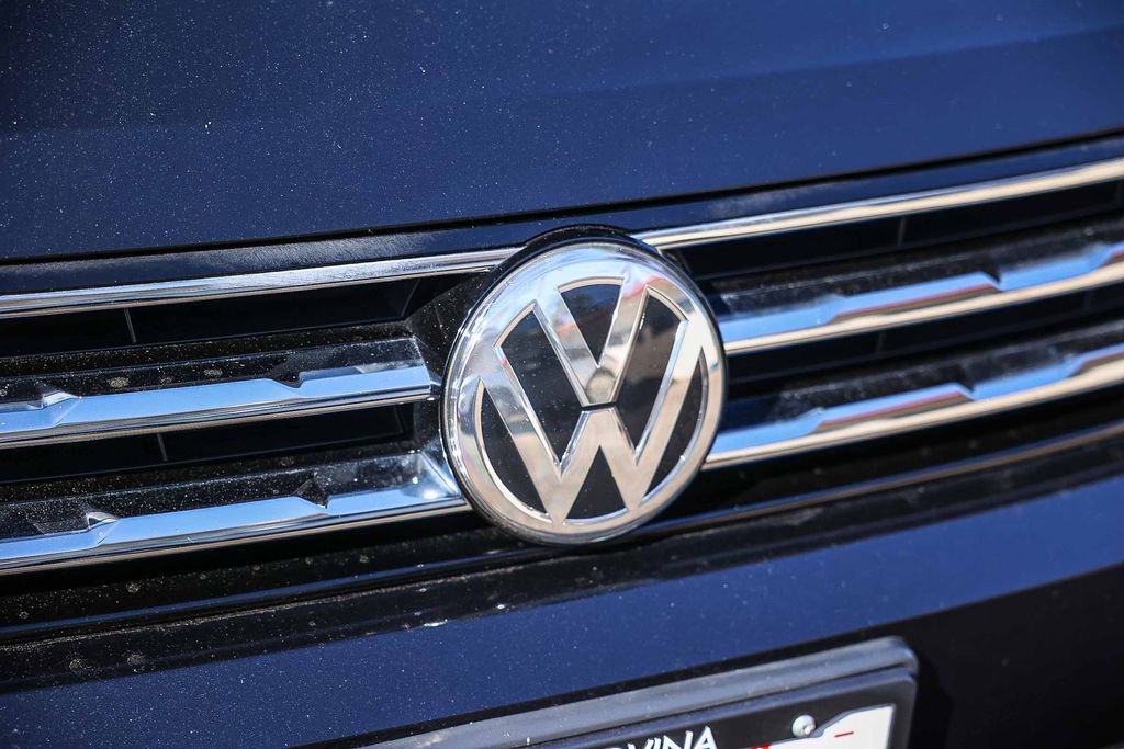 Used 2021 Volkswagen Tiguan SEL image 14