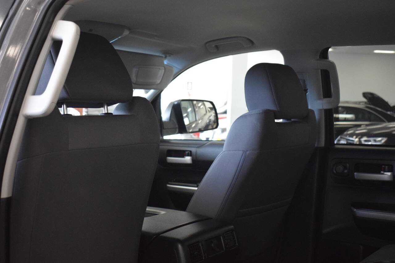 Used 2017 Toyota Tacoma TRD Off-Road image 89