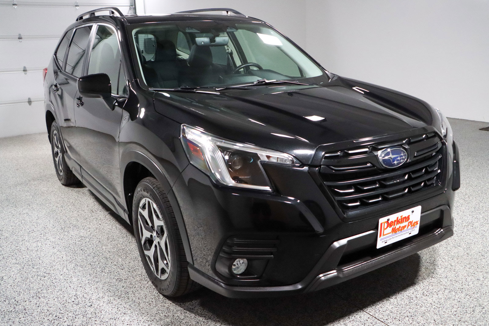 Used 2023 Subaru Forester Premium AWD/4WD image 5