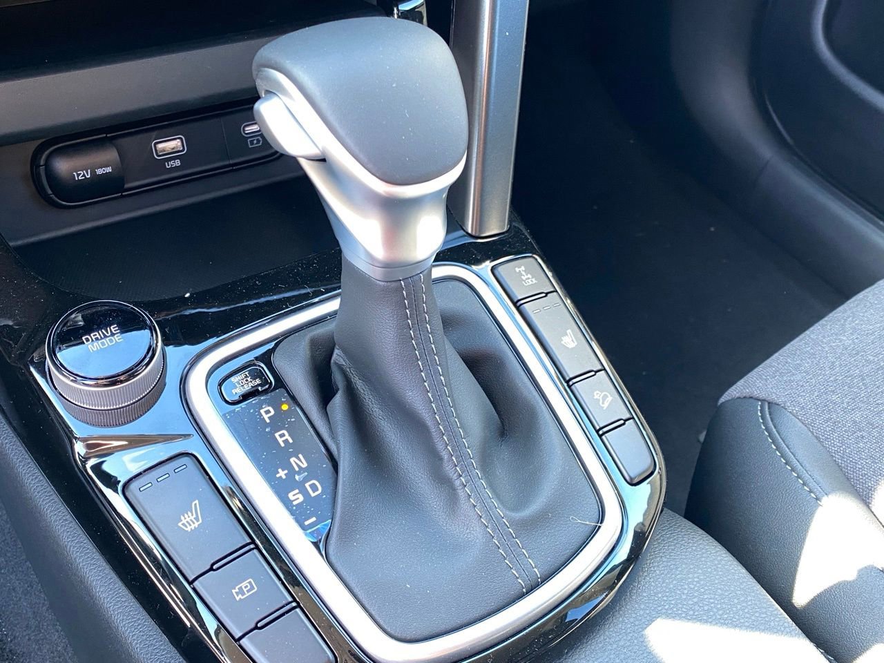 New 2026 Kia Seltos S image 17