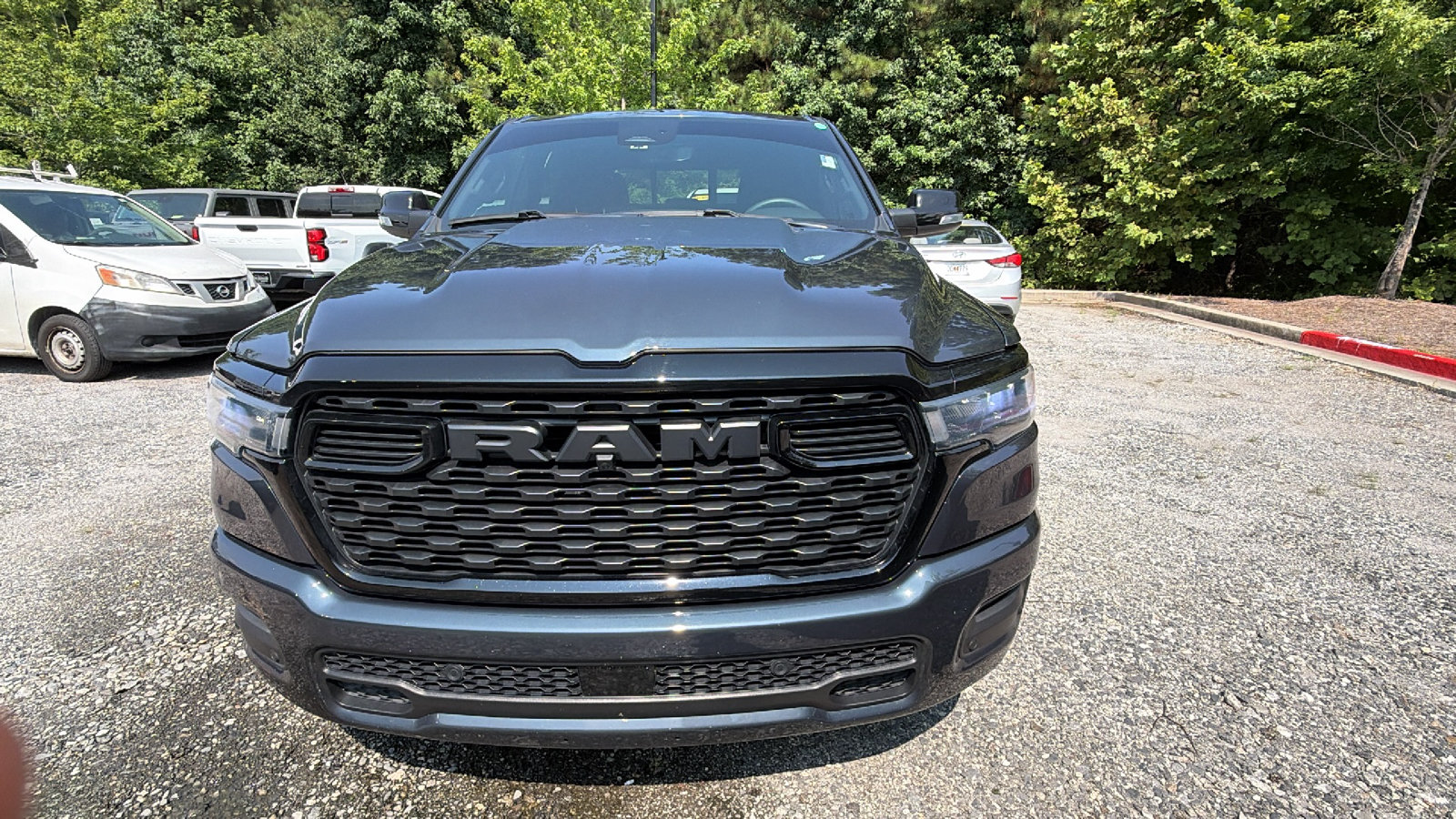 Used 2025 RAM 1500 Big Horn AWD/4WD image 3