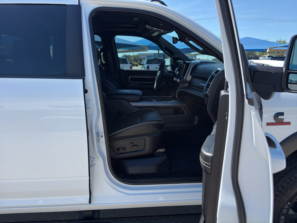 Used 2025 RAM 2500 Laramie w/ Night Edition AWD/4WD image 16