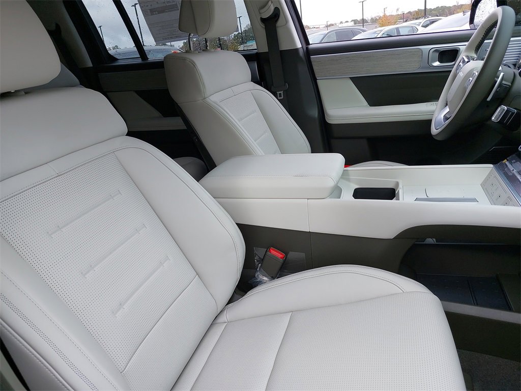New 2025 Hyundai Santa Fe Calligraphy w/ Tow & Go Package image 10