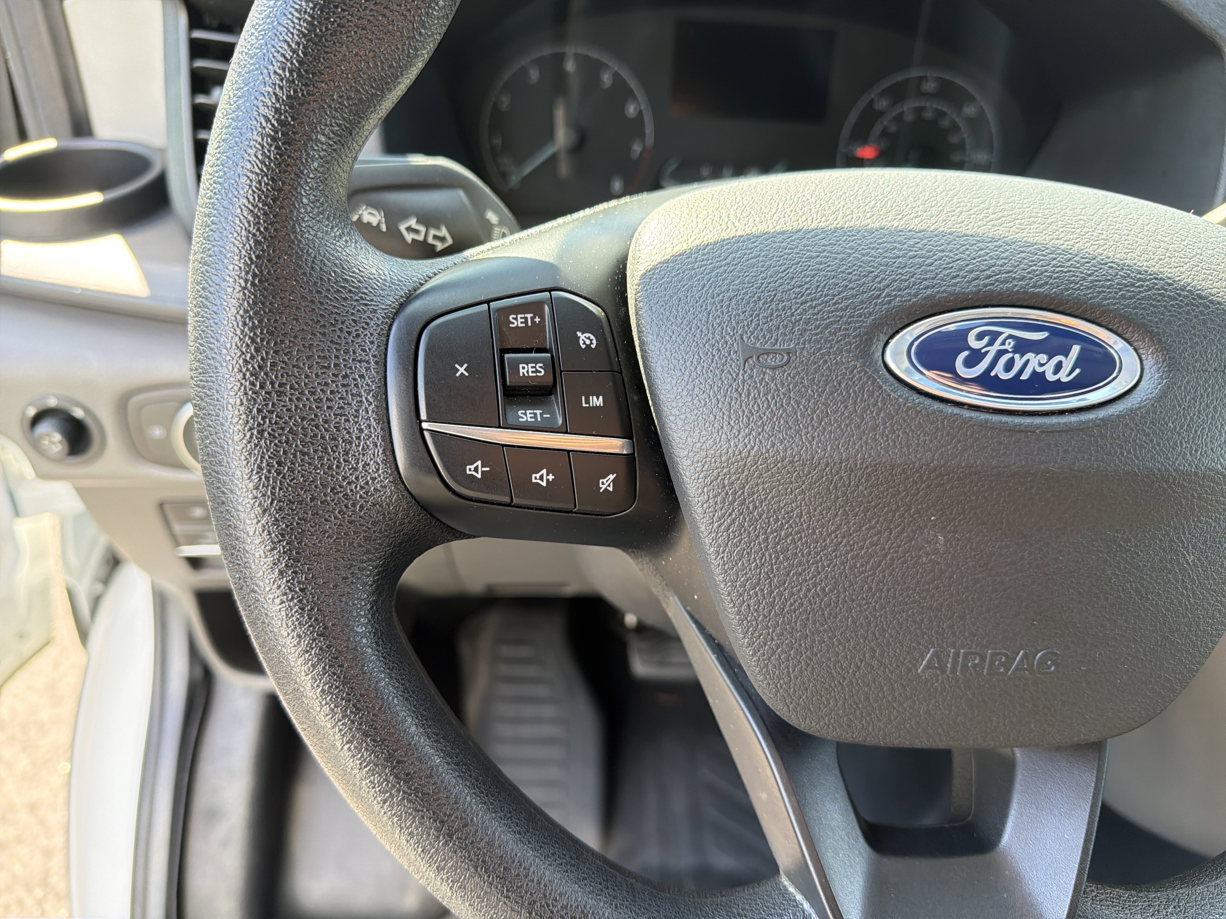 Used 2024 Ford Transit 250 Low Roof w/ Exterior Upgrade Package RWD image 19