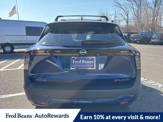 New 2026 Nissan Kicks SR w/ Cold Weather Package image 7