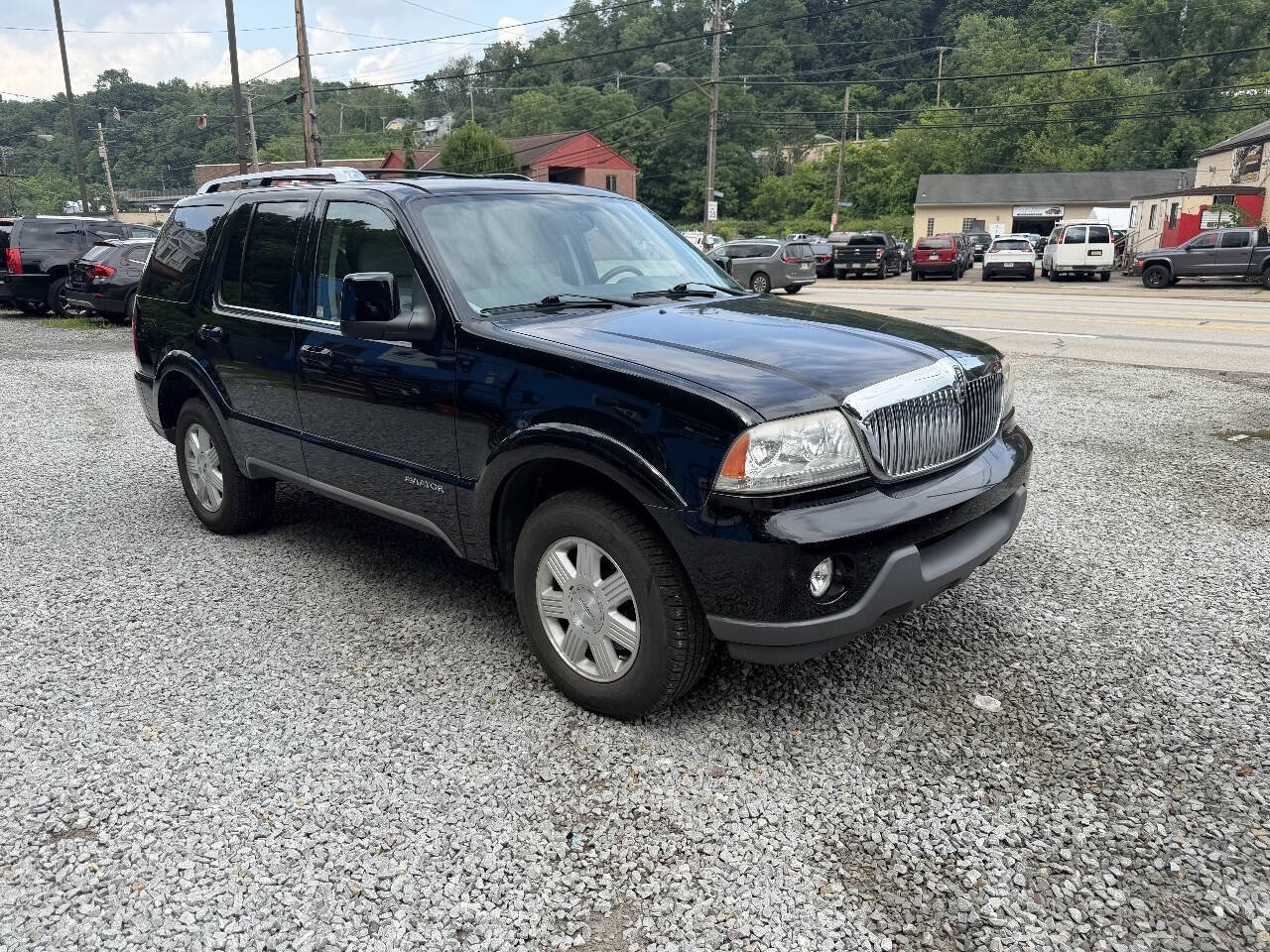 Used 2005 Lincoln Aviator AWD image 6