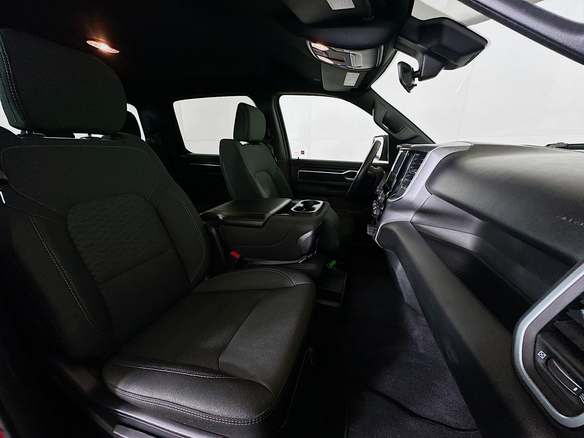 Used 2025 RAM 1500 Big Horn image 30