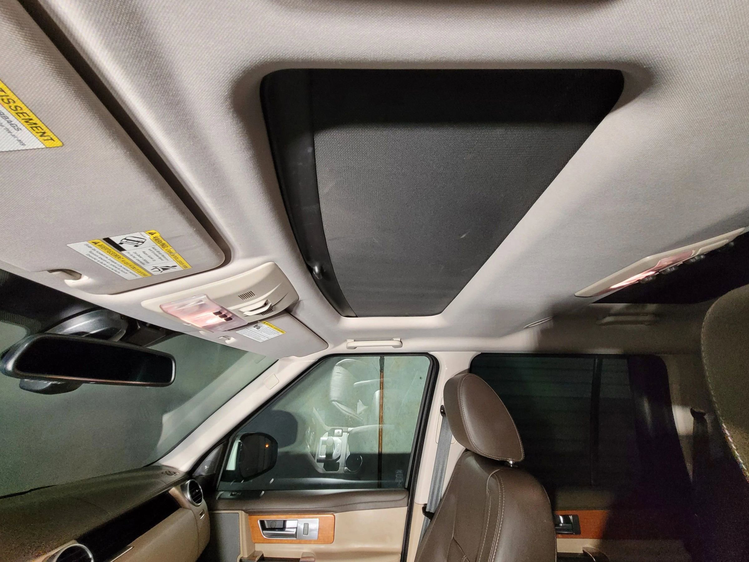 Used 2015 Land Rover LR4 HSE LUX image 42