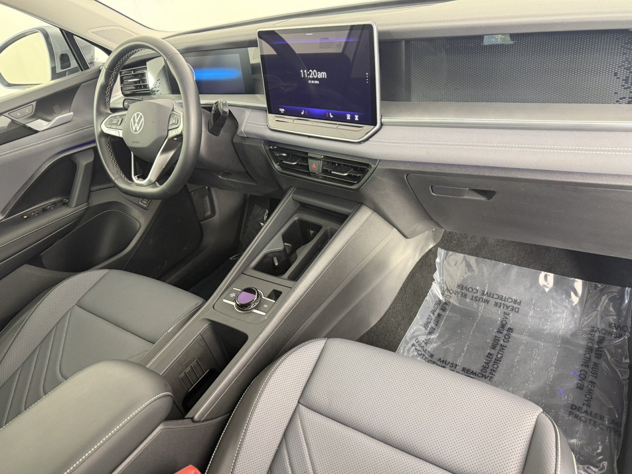 Used 2026 Volkswagen Tiguan SE FWD image 11