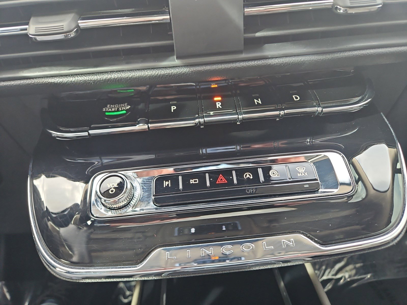 Certified 2024 Lincoln Corsair Reserve w/ Equipment Group 202A AWD/4WD image 21