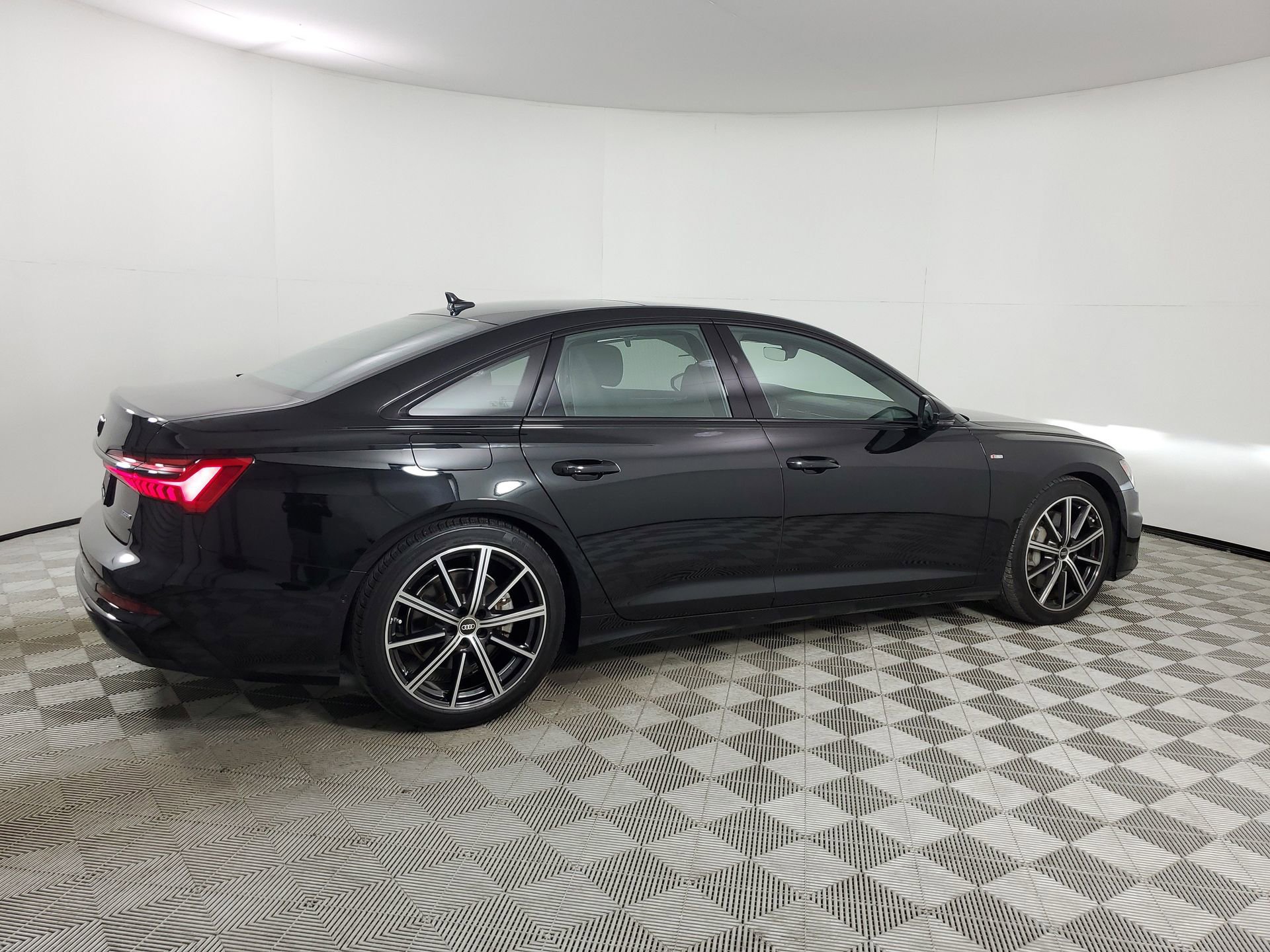 Certified 2024 Audi A6 3.0T Prestige image 11