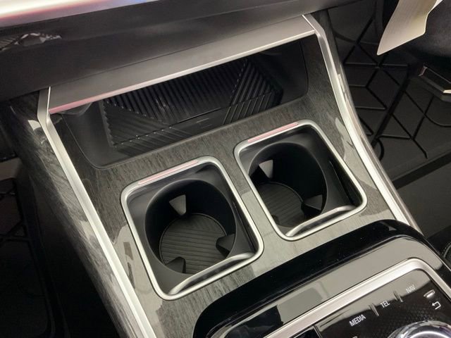 Used 2024 BMW i7 eDrive50 image 15